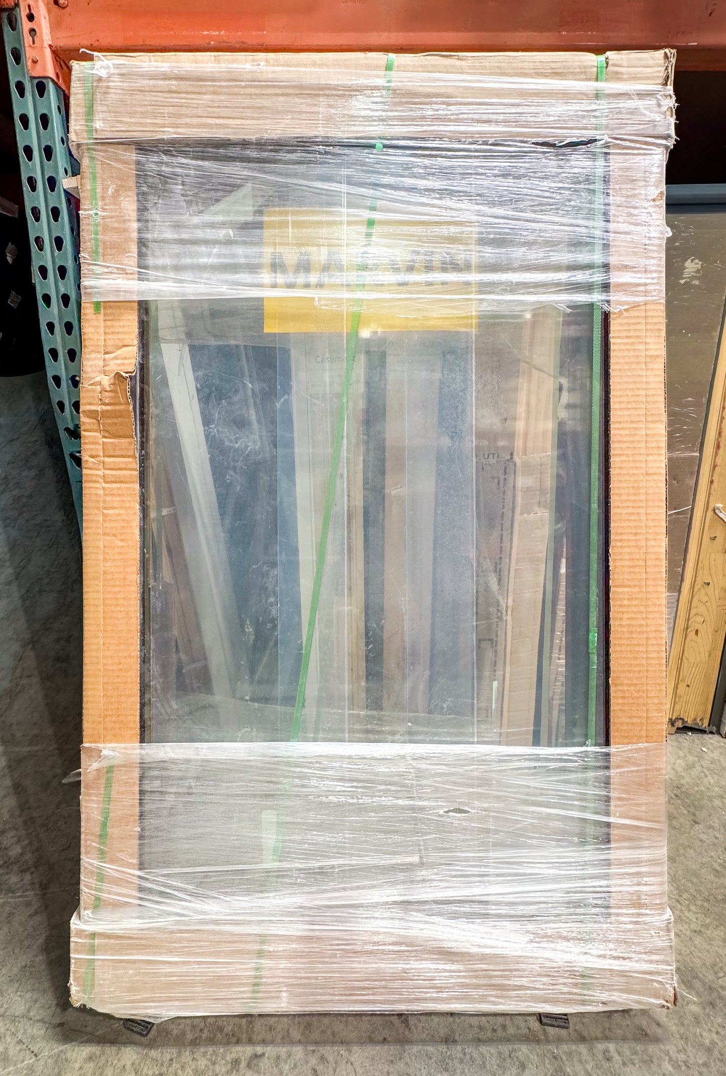 Pella® Lifestyle Casement Window 25 x 47 - Clark Listings