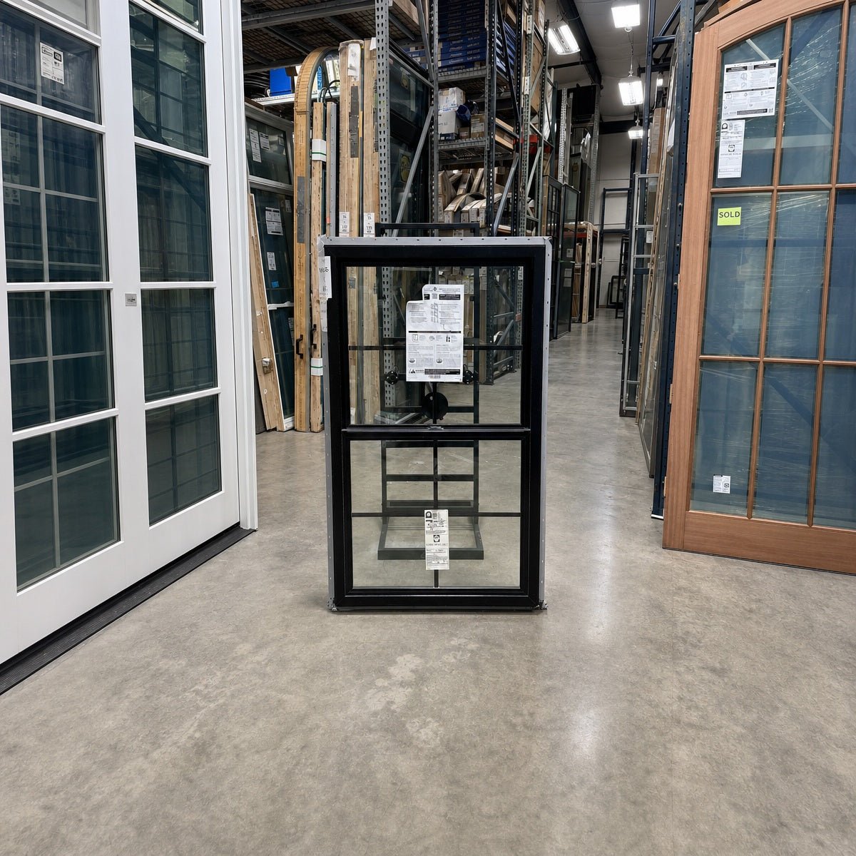 Pella® Impervia® Single Hung Window 34.5 x 57 - Clark Deals LLC